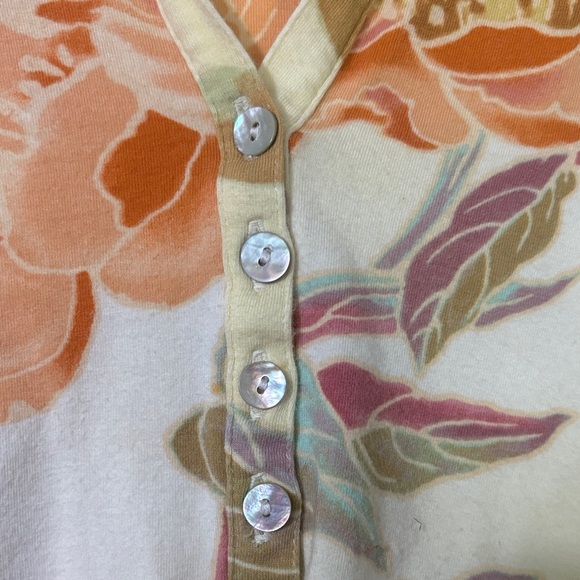 ☀️GORGEOUS☀️ Jamaica Bay Yellow and Orange Floral Shirt - Picture 6 of 9